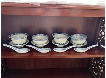S/ 2 Sets Of 2 Similar Small Blue & White Asian Dumpling Soup Bowls W/spoons