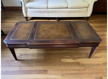 LR/ Elegant Vintage Leather Top Coffee Table