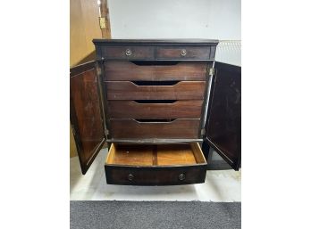 D/ Antique Dark Wood Gentleman's Chest Dresser