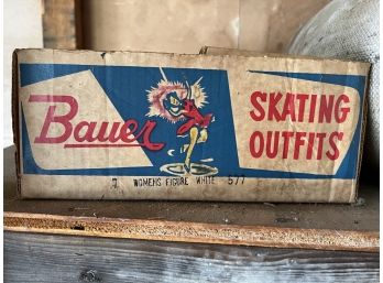 G/ Pair Of Vintage Women's Size 7 White Bauer Figure Skates In Original Box