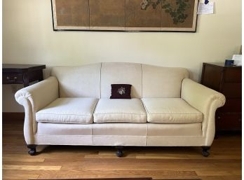 LR/ Lovely Off White 3 Cushion Sofa Couch 6 Ft