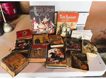 G/ 13 Vintage Children's Small Sized Books - Dick Tracy, Cowboy Stories, Tarzan, Tom Sawyer & More