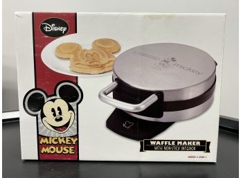 Disney Classic Mickey Mouse Electric Waffle Maker