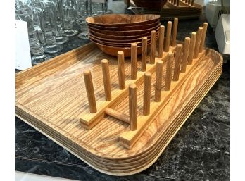 UK - Wooden Kitchen Bundle / 8 Salad Bowls, 1 Dish/Lid Rack, 6 Laminate Cafeteria Style Trays