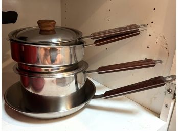 UK - Stainless Cookware W/ Brown Handles / 1 Skillet Pan, 3 Pots, 2 Lids