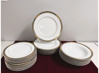 Gorgeous 24pc PTS Interiors 'Ambassador' Indonesia Dinner & Lunch Plates & Soup Bowls