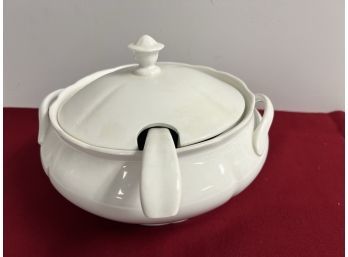Large White Ironstone Soup Tureen W/ Cover & Ladle