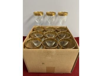 12 Elegant Gold Banded Etched Glass Wine Glasses