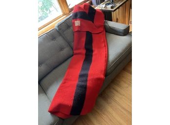 LR/ Hudson's Bay Point Wool Blanket Red W/Black Stripe, England 80x66