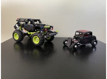 LR / 2 Model Toy Vehicles