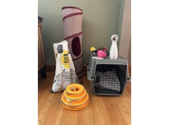 LR/ Cat Lovers Bundle - Carrier, Tunnel, Laser Light Toy, Ball Chase Toy, Litter & More