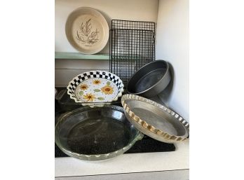 K/ Pie Bakeware Bundle - Pryex, Chatham Potters, Mesa Intl & More