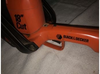Black & Decker Electric Hedge Trimmers 18 Inch Cut