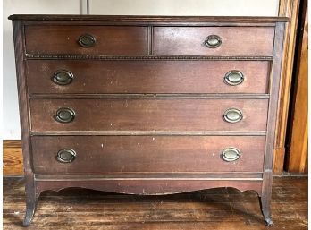 BRA/ Lovely Wood & Veneer 5 Drawer Vintage Dresser Bureau