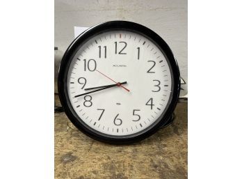 C/ Acurite Wall Clock Black Plastic Frame White Face Battery