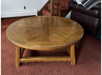 FR/ Round Solid Oak Inlay Design Top Coffee Table