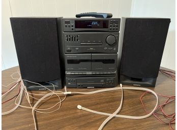 CL/ Vintage 1992 Magnavox Stereo AM/FM Tuner, CD, Cassette Tape Player & Speakers Model #FW20