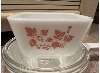 K/ Pyrex Pink Gooseberry Small Dish, Corning Ware White Oval Casserole & Blue Cornflower 1 Pt Covered Dish