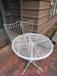 Outdoor White Metal Table 2 Chairs
