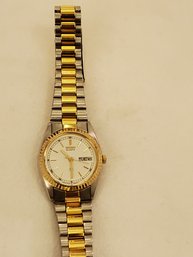 Quartz Gold Silver Watch