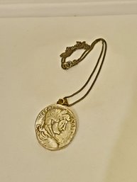 Gold Manual Design Necklace Pendant