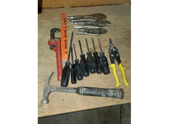 Tool Set 6 Screwdrivers Black, Grips, Pipe  Wrech