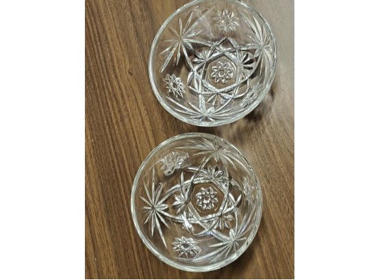Set Of 2 Glass Bowls