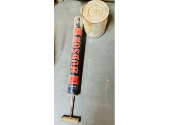 Vintage Hudson Metal Bug Sprayer Duster Insecticide Hand Pump Garden Tool Red