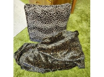 Leopard Pullow & Blanket