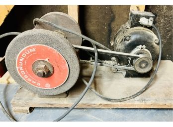 Electric Grinder With Additional Wheels
