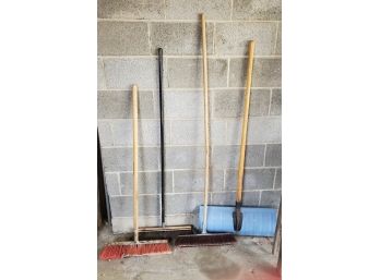 Set Of 3 Brooms & Snow Shovel