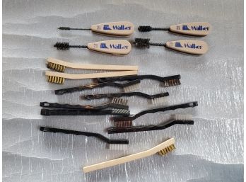 Set Of 2 Misc Brushes