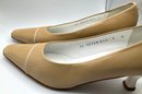Lot 91E- Salvatore Ferragamo Tan White Leather Heels Shoes Womens Size 6B