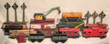 Lot 118 - Large Vintage Mixed Train Lot  Lionel American Flyer, Marx, Hornby 22 Pieces!
