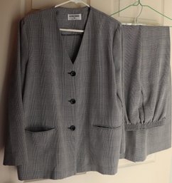 Lot CV25- Alfred Dunner 3 Piece Gray Plaid Blazer Set With Pant & Skirt - Suit Size 10
