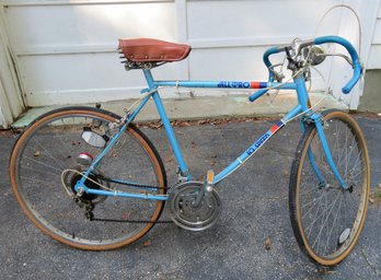 Lot 401 - All Pro 10-speed Bicycle - Blue