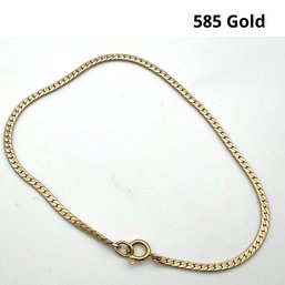 Lot M37- 585 14K Gold Bracelet 8 Inches