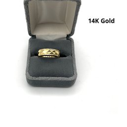 Lot P2- 14K Gold Mens Wedding Band Ring Size 11 - Turkey