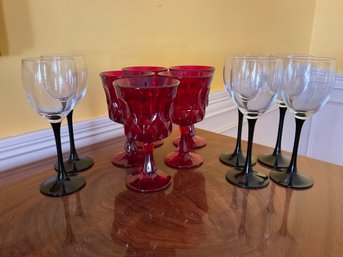 Lot 81- Red Wine Glasses - 5 & Black And Clear Stemware - 6 Lot Of 11