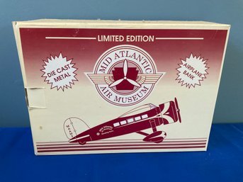 Lot 83- New In Box 1992 Die Cast Metal Mid Atlantic Museum Air Plane Bank