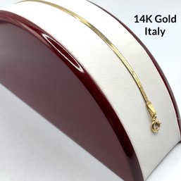 Lot 21- 14k Gold Herringbone Bracelet - Italy 7 Inches