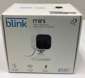 Lot 46SES - New In Box Blink Mini Indoor Plug In HD Smart Security Camera