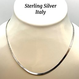 Lot 28- Sterling Silver Italy Herring-tone Necklace