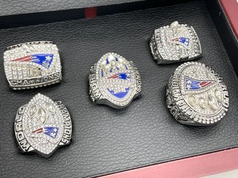 Lot 400- New England Patriots Super Bowl Championship Ring Set