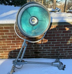 Lot 97 - Large American Surgical Luminaire Surgery Bright Light - Underwriters Laboratory