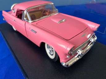 Lot 78 - PINK THUNDERBIRD By Revell - Scale 1/18 New In Case Circa 1990