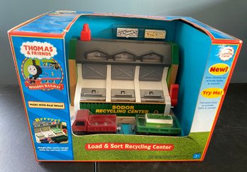 Lot 190 - Thomas The Train By Learning Curve New In Box Load And Sort Recycling Center