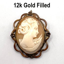 Lot 13 - Vintage 12K Gold Filled Cameo Brooch Or Pendant