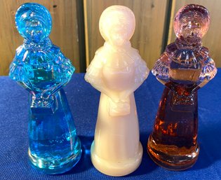 Lot 189 - Vintage Degenhart Art Glass Priscilla Doll Glass Ladies Blue Pink Cream 5 Inches