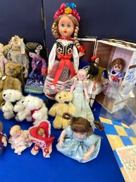 Lot 216 - Large Doll Lot With Vintage White Doll Crib